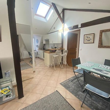Appartement De Charme Rue Du Chateau Auray Luaran gambar